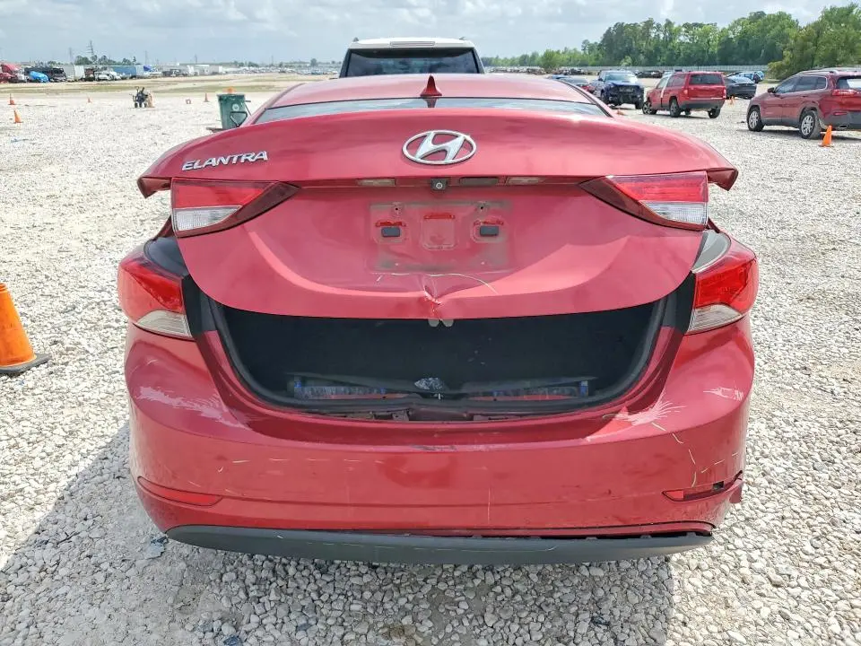 2015 HYUNDAI ELANTRA SE  