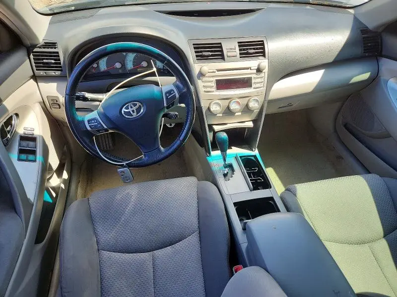 2010 TOYOTA CAMRY SE  