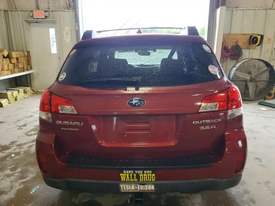 2013 SUBARU OUTBACK 3.6R LIMITED  