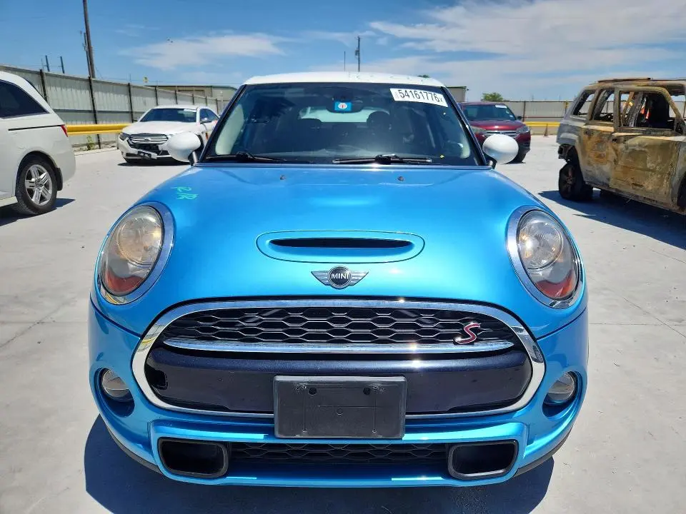 2015 MINI COOPER S  