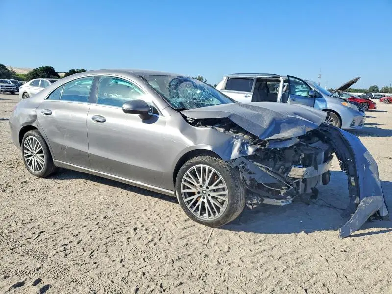 2025 MERCEDES-BENZ CLA 250  