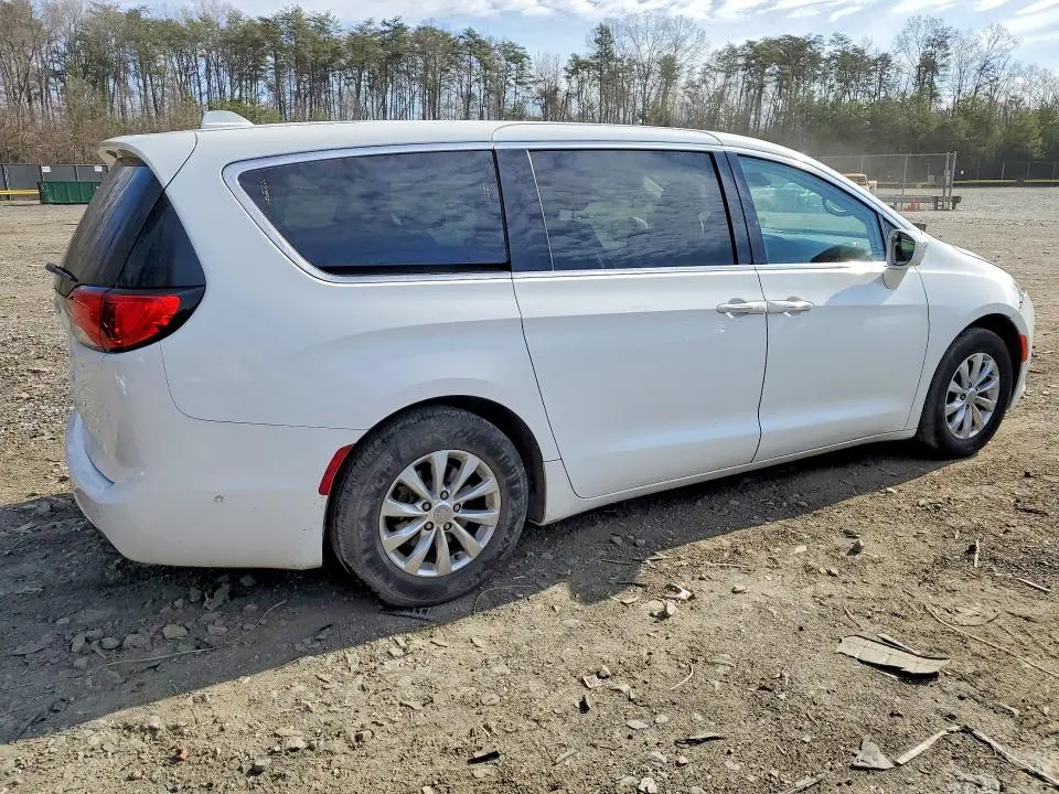 2019 CHRYSLER PACIFICA TOURING PLUS  