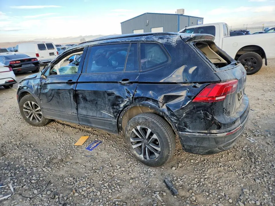 2022 VOLKSWAGEN TIGUAN S  