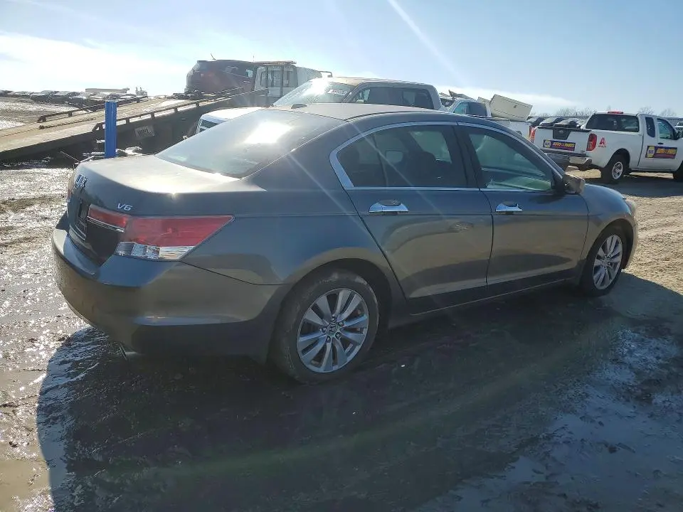 2011 HONDA ACCORD EXL  