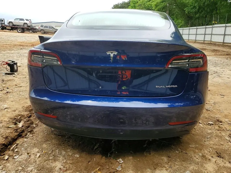 2018 TESLA MODEL 3   