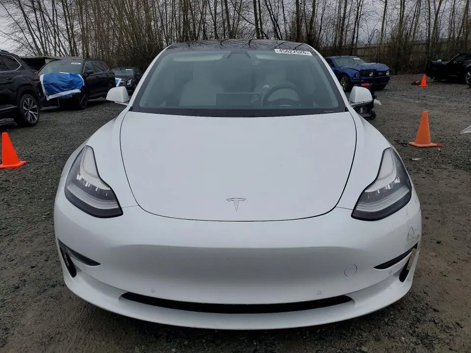 2018 TESLA MODEL 3   