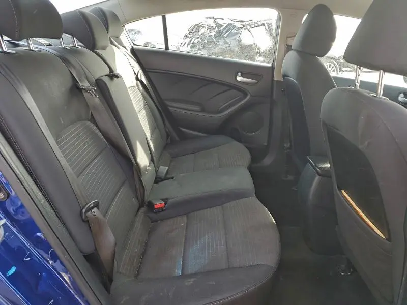 2018 KIA FORTE LX  