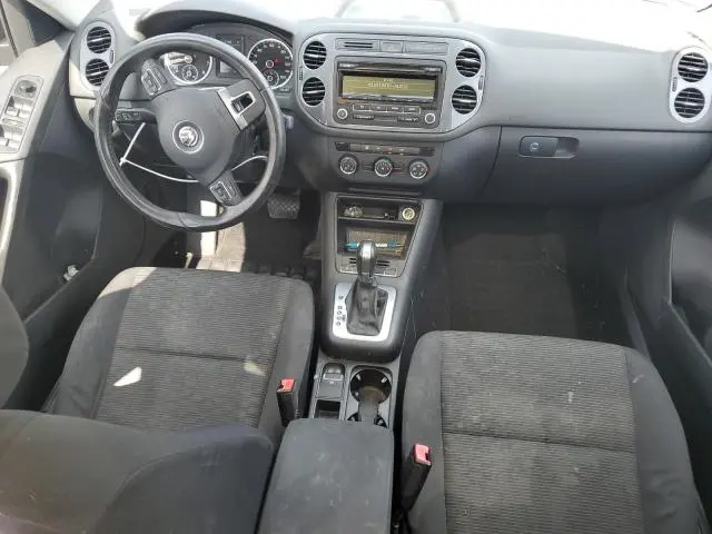 2013 VOLKSWAGEN TIGUAN S  