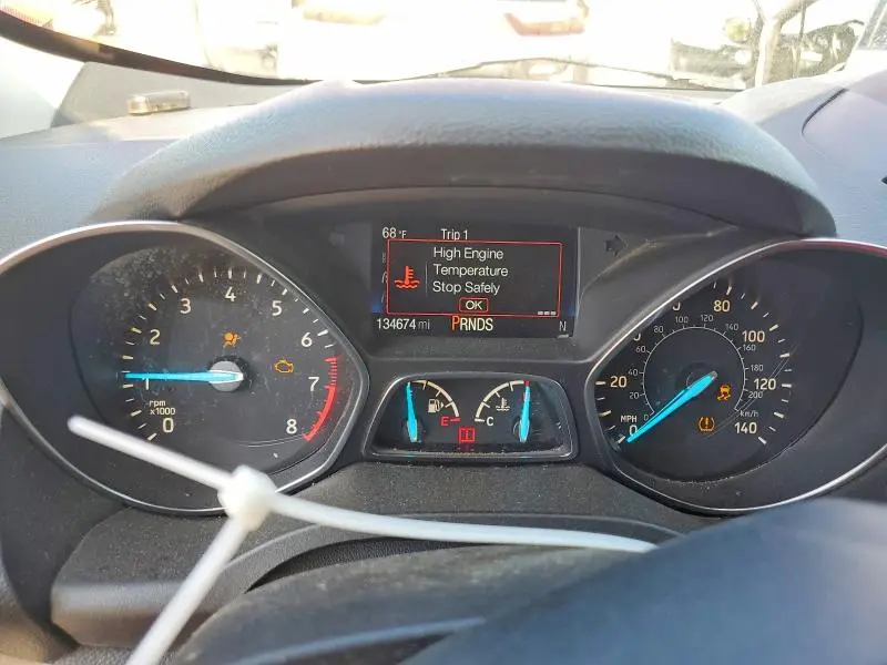 2019 FORD ESCAPE SE  
