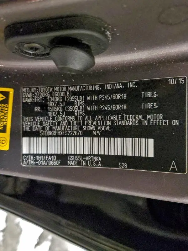 2015 TOYOTA HIGHLANDER LE  