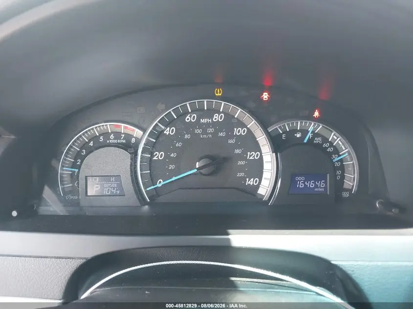 2014 TOYOTA CAMRY SE