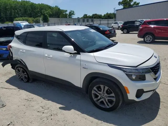 2021 KIA SELTOS LX  