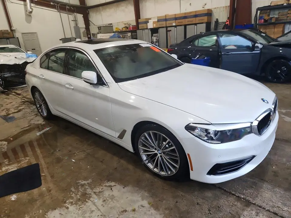 2020 BMW 530 I