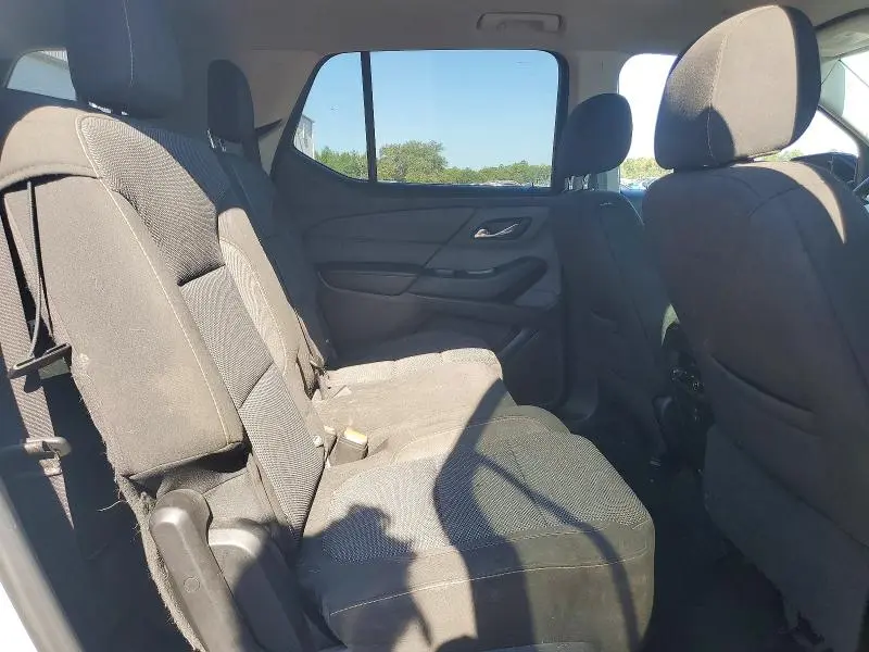 2018 CHEVROLET TRAVERSE LS  