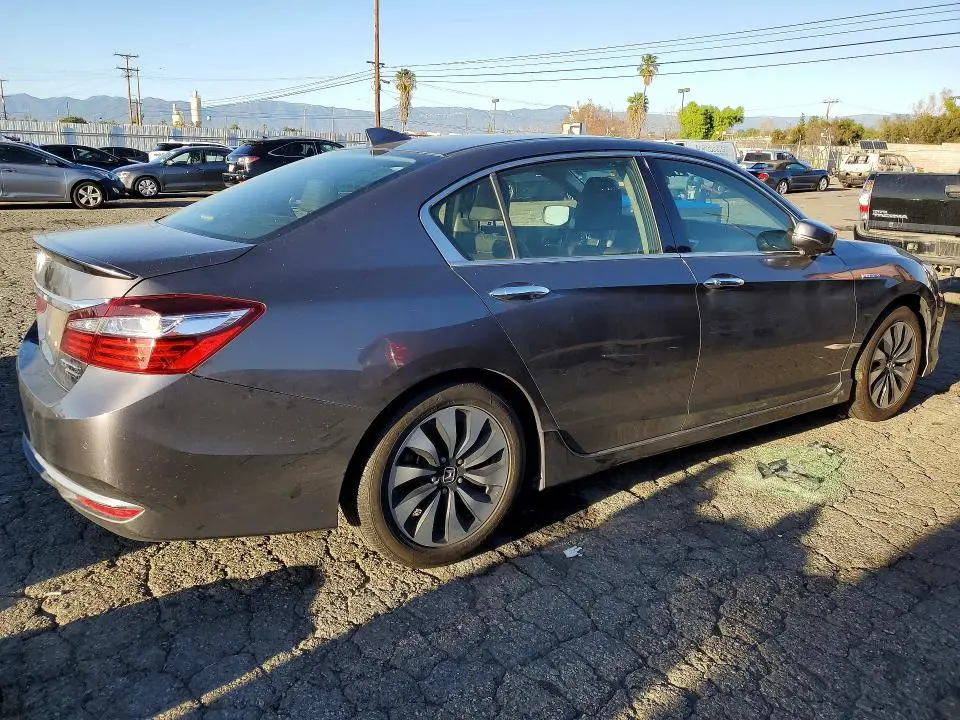2017 HONDA ACCORD TOURING HYBRID  