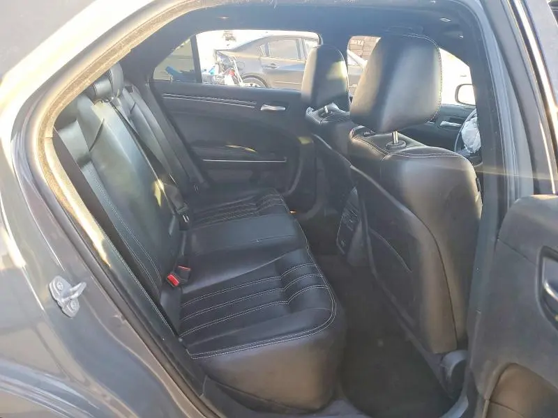 2019 CHRYSLER 300 S  