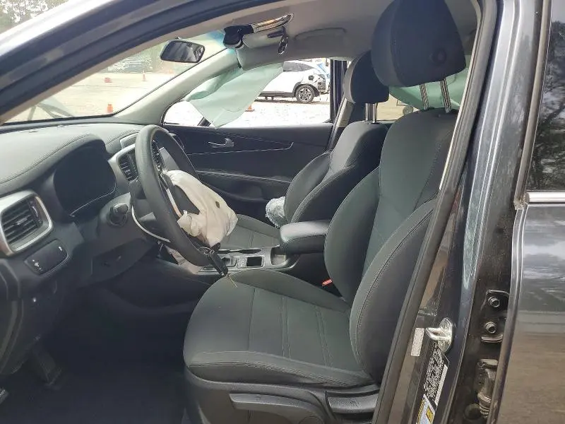 2020 KIA SORENTO S  