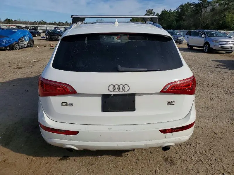 2010 AUDI Q5 PREMIUM PLUS  