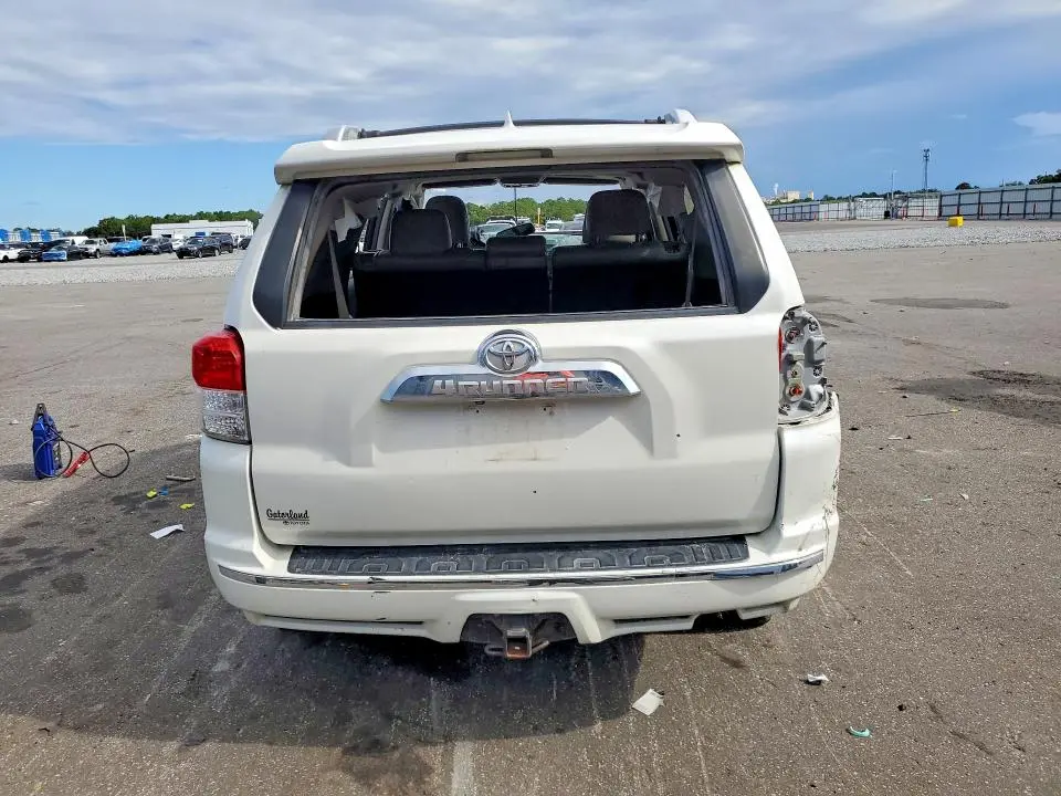 2011 TOYOTA 4RUNNER LIMITED  