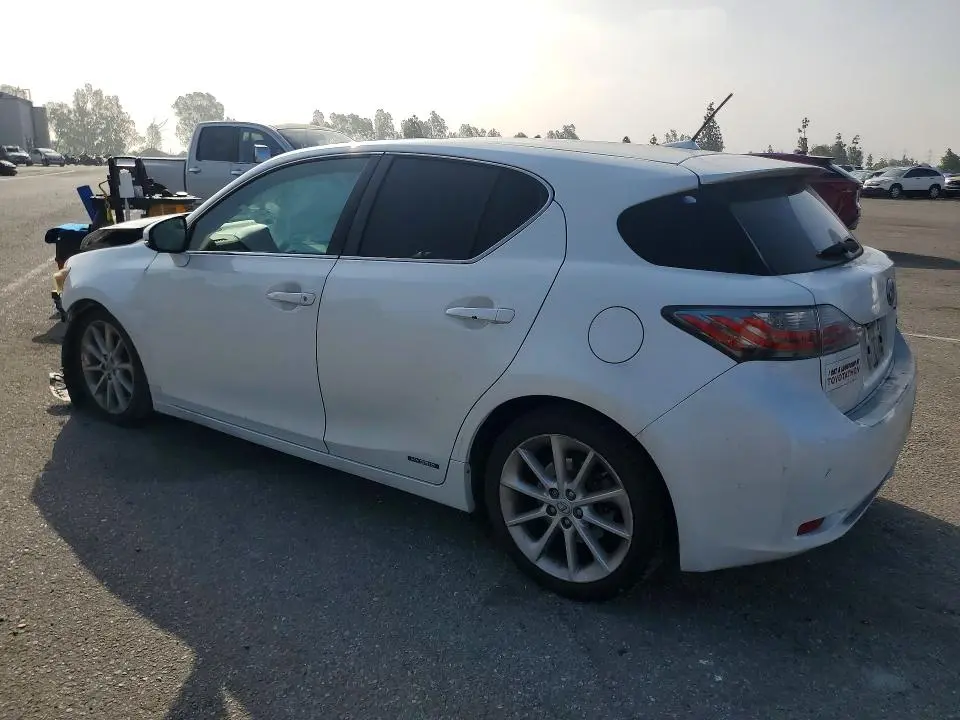 2011 LEXUS CT 200  