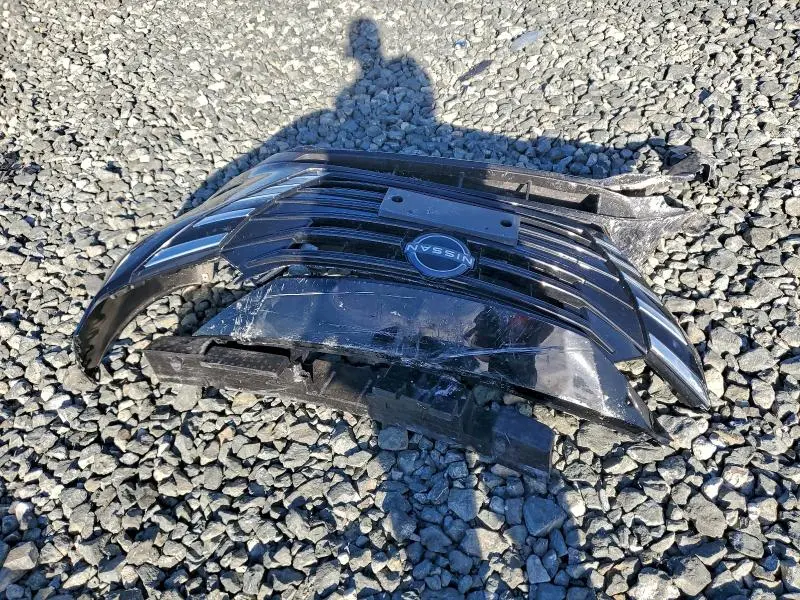 2024 NISSAN VERSA SV  