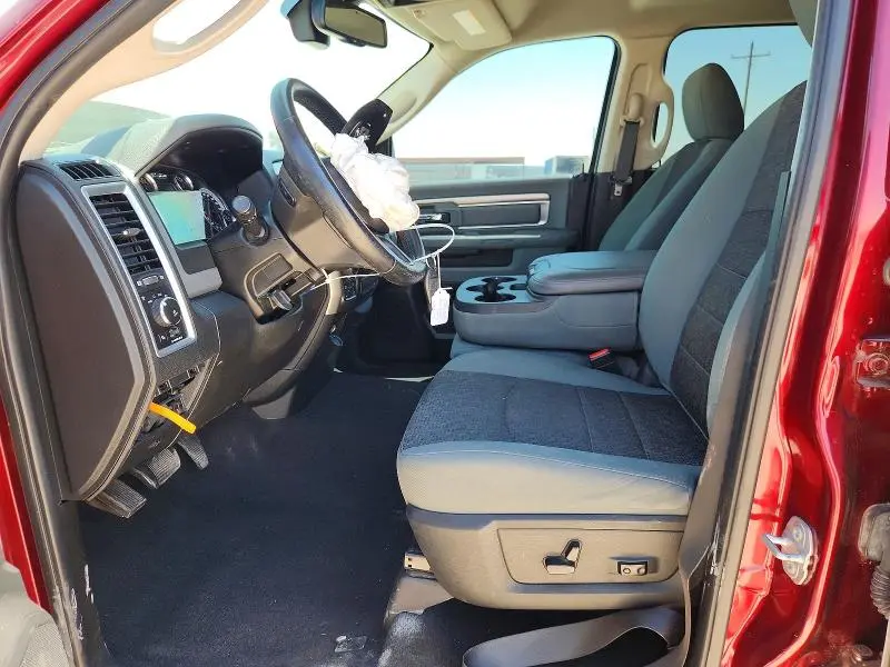 2018 RAM 1500 SLT  