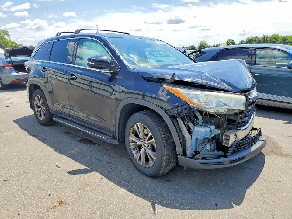 2016 TOYOTA HIGHLANDER LE PLUS  