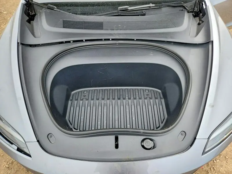 2026 TESLA MODEL 3   