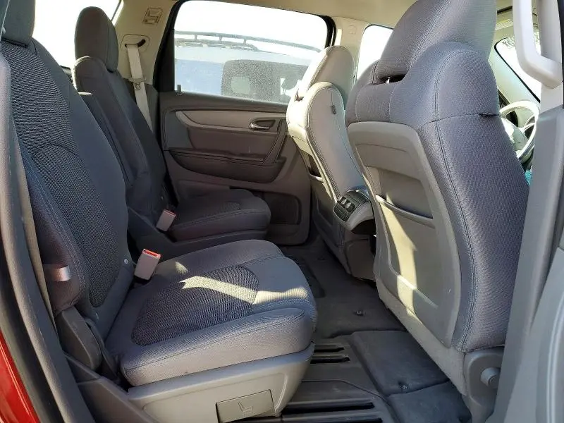 2014 CHEVROLET TRAVERSE LT  