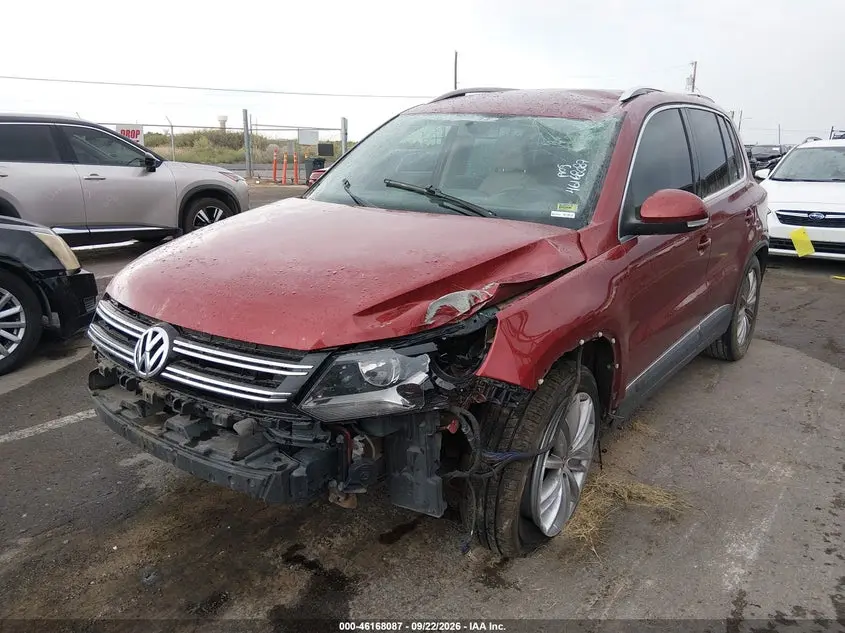 2013 VOLKSWAGEN TIGUAN SE
