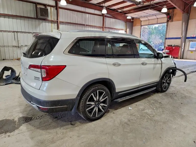 2019 HONDA PILOT TOURING  