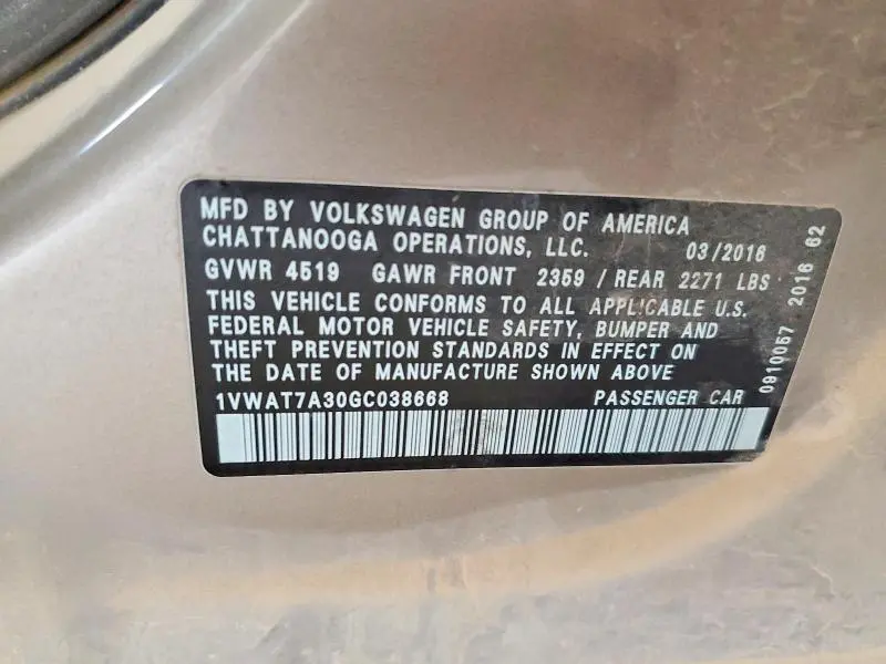 2016 VOLKSWAGEN PASSAT S  