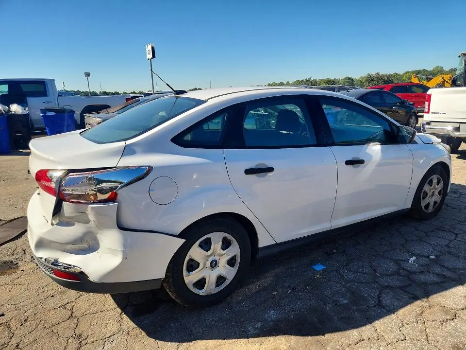 2015 FORD FOCUS S  