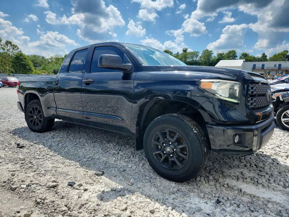 2020 TOYOTA TUNDRA SR5  