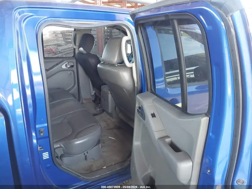 2012 NISSAN FRONTIER SL