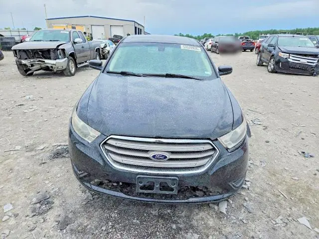 2015 FORD TAURUS SE  