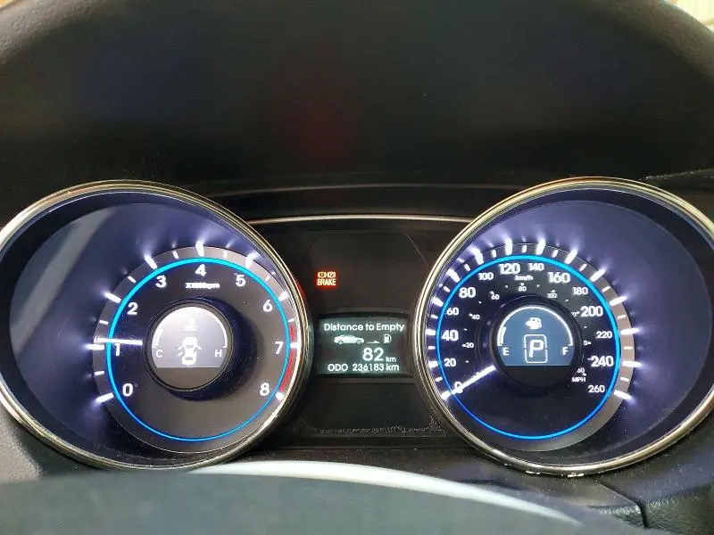 2012 HYUNDAI SONATA GLS  