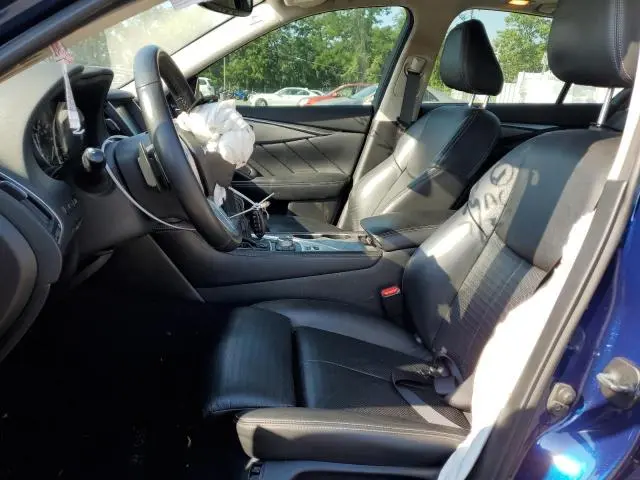 2018 INFINITI Q50 LUXE  