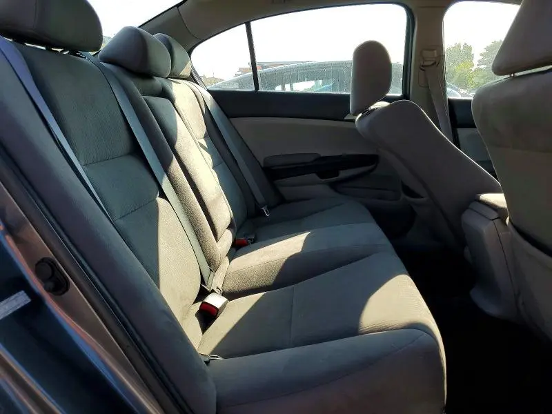 2011 HONDA ACCORD LX  