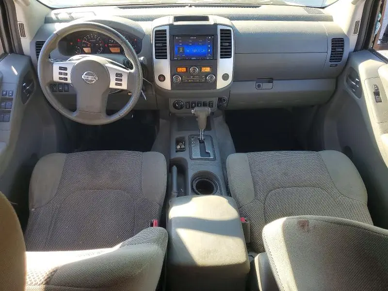 2014 NISSAN FRONTIER S  