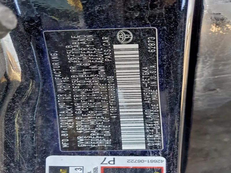 2017 TOYOTA CAMRY LE  