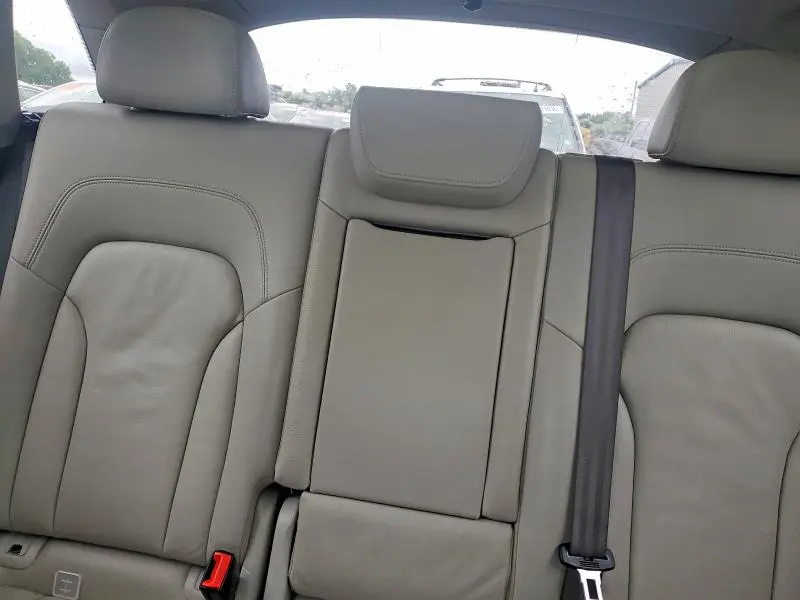 2011 AUDI Q5 PREMIUM PLUS  