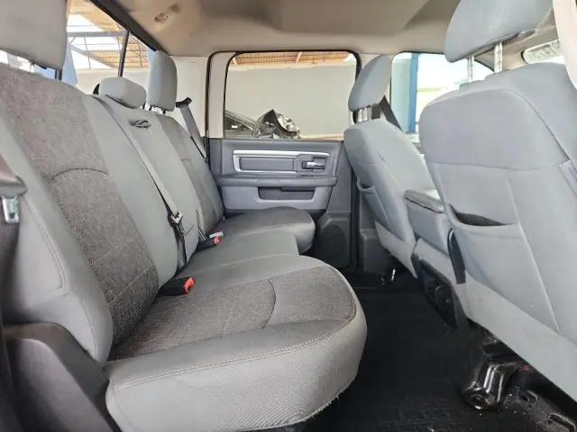 2017 RAM 1500 SLT