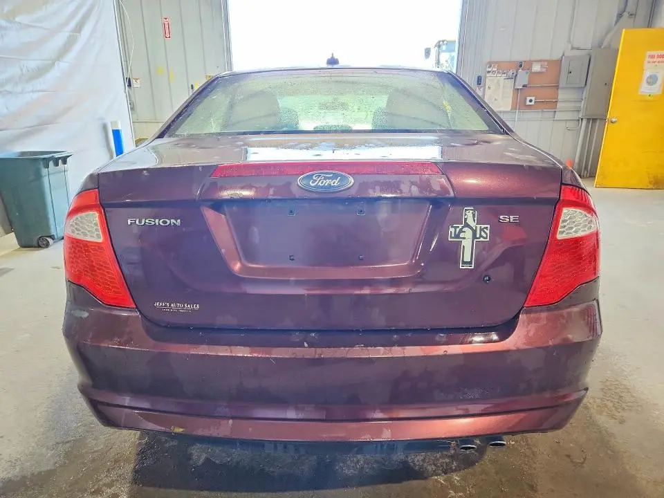 2011 FORD FUSION SE  
