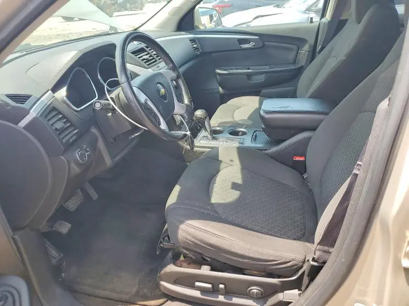2012 CHEVROLET TRAVERSE LT  