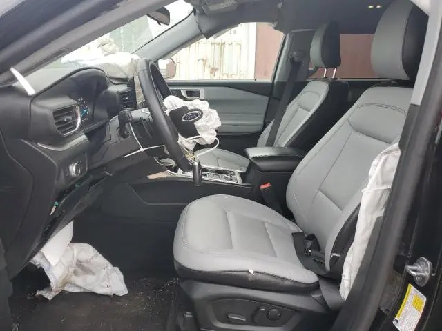 2021 FORD EXPLORER XLT  