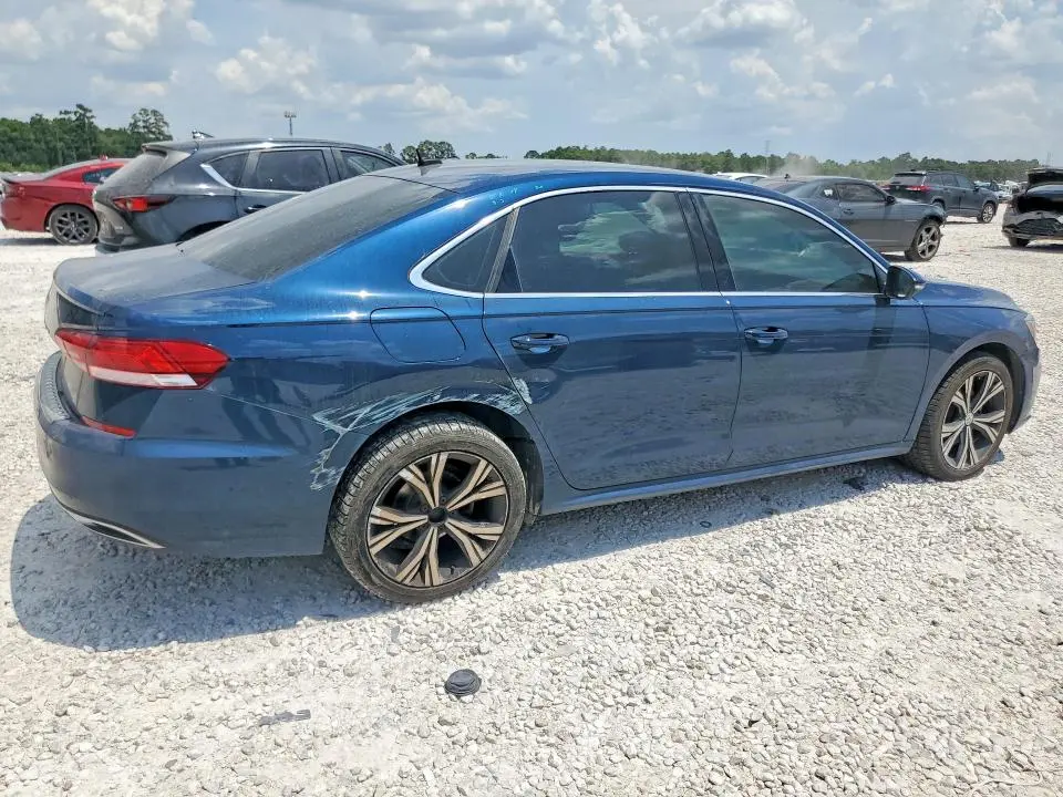 2022 VOLKSWAGEN PASSAT SE  