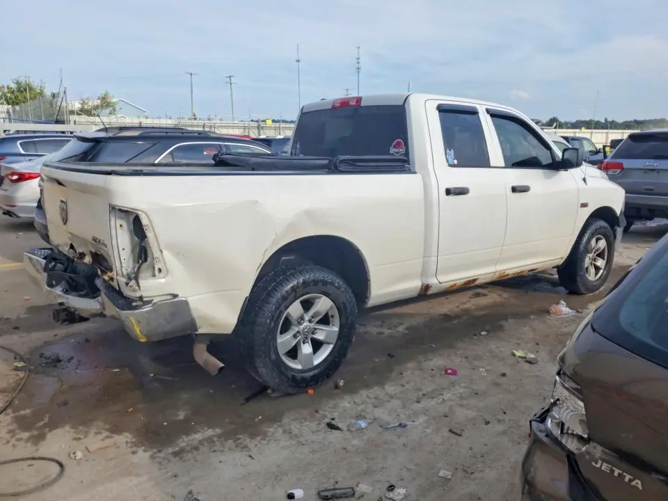 2015 RAM 1500 ST  