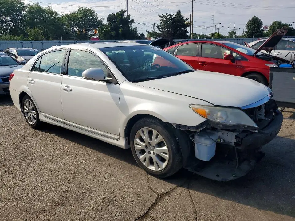 2011 TOYOTA AVALON BASE  