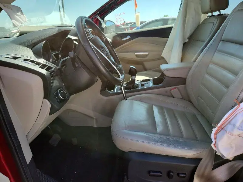 2017 FORD ESCAPE TITANIUM  